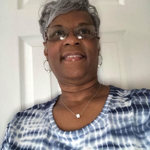 Meet your Posher, Leandra